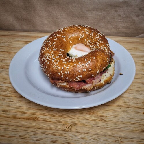 Bagel slanina/šunka 1 ks Náš Chléb - výroba